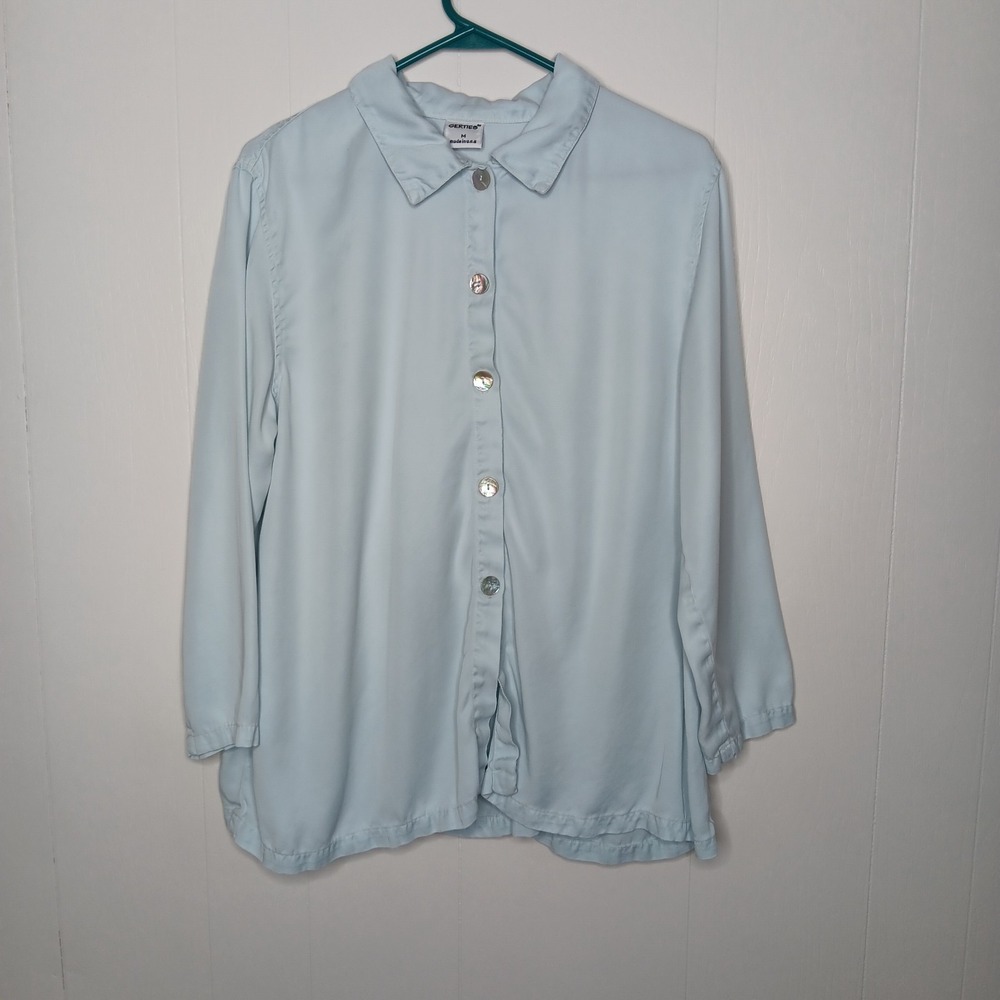 Gerties Shirt Womens Size M Light Blue Button Up Oversized Long Sleeve Lagenlook